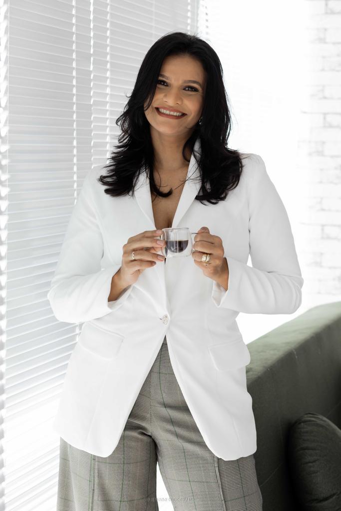 Dra. Andreza Reiff